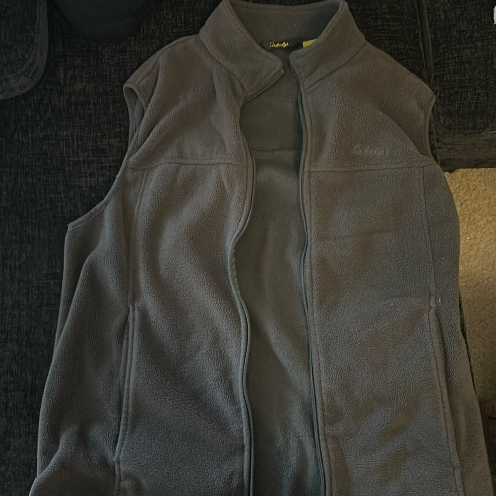 Cabela’s Vest Medium